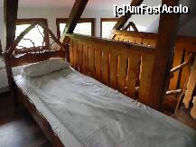 [P32] Ne aflam la nivelul 2 al mansardei, unde, de o parte si alta a scarii se afla cate un pat single... » foto by trandafir 1970*
 - 
<span class="allrVoted glyphicon glyphicon-heart hidden" id="av117608"></span>
<a class="m-l-10 hidden" id="sv117608" onclick="voting_Foto_DelVot(,117608,4933)" role="button">șterge vot <span class="glyphicon glyphicon-remove"></span></a>
<a id="v9117608" class=" c-red"  onclick="voting_Foto_SetVot(117608)" role="button"><span class="glyphicon glyphicon-heart-empty"></span> <b>LIKE</b> = Votează poza</a> <img class="hidden"  id="f117608W9" src="/imagini/loader.gif" border="0" /><span class="AjErrMes hidden" id="e117608ErM"></span>