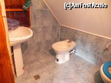 [P35] Si baia este mai modesta, lipsita de o cada sau macar o cabina de dus... » foto by trandafir 1970*
 - 
<span class="allrVoted glyphicon glyphicon-heart hidden" id="av117611"></span>
<a class="m-l-10 hidden" id="sv117611" onclick="voting_Foto_DelVot(,117611,4933)" role="button">șterge vot <span class="glyphicon glyphicon-remove"></span></a>
<a id="v9117611" class=" c-red"  onclick="voting_Foto_SetVot(117611)" role="button"><span class="glyphicon glyphicon-heart-empty"></span> <b>LIKE</b> = Votează poza</a> <img class="hidden"  id="f117611W9" src="/imagini/loader.gif" border="0" /><span class="AjErrMes hidden" id="e117611ErM"></span>