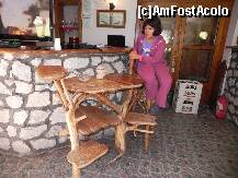 [P49] Barul, un mare lcd, dar si interesanta masuta-scaun; ce mi-ar place si mie una pe balcon... » foto by trandafir 1970*
 - 
<span class="allrVoted glyphicon glyphicon-heart hidden" id="av117661"></span>
<a class="m-l-10 hidden" id="sv117661" onclick="voting_Foto_DelVot(,117661,4933)" role="button">șterge vot <span class="glyphicon glyphicon-remove"></span></a>
<a id="v9117661" class=" c-red"  onclick="voting_Foto_SetVot(117661)" role="button"><span class="glyphicon glyphicon-heart-empty"></span> <b>LIKE</b> = Votează poza</a> <img class="hidden"  id="f117661W9" src="/imagini/loader.gif" border="0" /><span class="AjErrMes hidden" id="e117661ErM"></span>