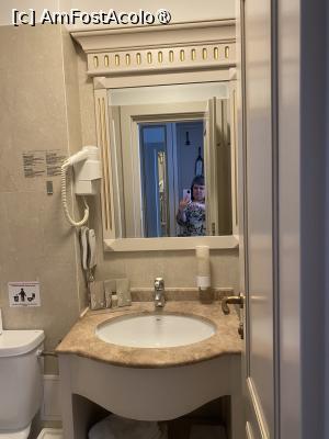 [P06] Hotel Sulina, Mamaia. Baia camerei 103 » foto by Floria
 - 
<span class="allrVoted glyphicon glyphicon-heart hidden" id="av1527510"></span>
<a class="m-l-10 hidden" id="sv1527510" onclick="voting_Foto_DelVot(,1527510,4946)" role="button">șterge vot <span class="glyphicon glyphicon-remove"></span></a>
<a id="v91527510" class=" c-red"  onclick="voting_Foto_SetVot(1527510)" role="button"><span class="glyphicon glyphicon-heart-empty"></span> <b>LIKE</b> = Votează poza</a> <img class="hidden"  id="f1527510W9" src="/imagini/loader.gif" border="0" /><span class="AjErrMes hidden" id="e1527510ErM"></span>