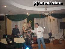 [P21] Fetele care au cantat si ne-au ...incantat,alaturi de reprezentantul Agentiei Premium Holiday » foto by georgiana
 - 
<span class="allrVoted glyphicon glyphicon-heart hidden" id="av52707"></span>
<a class="m-l-10 hidden" id="sv52707" onclick="voting_Foto_DelVot(,52707,4961)" role="button">șterge vot <span class="glyphicon glyphicon-remove"></span></a>
<a id="v952707" class=" c-red"  onclick="voting_Foto_SetVot(52707)" role="button"><span class="glyphicon glyphicon-heart-empty"></span> <b>LIKE</b> = Votează poza</a> <img class="hidden"  id="f52707W9" src="/imagini/loader.gif" border="0" /><span class="AjErrMes hidden" id="e52707ErM"></span>