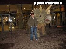 [P01] Eu si cel mai bun prieten al meu, in fata unui Mall din Brasov » foto by Ciolea
 - 
<span class="allrVoted glyphicon glyphicon-heart hidden" id="av51014"></span>
<a class="m-l-10 hidden" id="sv51014" onclick="voting_Foto_DelVot(,51014,4961)" role="button">șterge vot <span class="glyphicon glyphicon-remove"></span></a>
<a id="v951014" class=" c-red"  onclick="voting_Foto_SetVot(51014)" role="button"><span class="glyphicon glyphicon-heart-empty"></span> <b>LIKE</b> = Votează poza</a> <img class="hidden"  id="f51014W9" src="/imagini/loader.gif" border="0" /><span class="AjErrMes hidden" id="e51014ErM"></span>