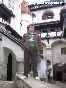 [P14] Castelul Bran - poza facuta din interior » foto by Ciolea
 - 
<span class="allrVoted glyphicon glyphicon-heart hidden" id="av51033"></span>
<a class="m-l-10 hidden" id="sv51033" onclick="voting_Foto_DelVot(,51033,4961)" role="button">șterge vot <span class="glyphicon glyphicon-remove"></span></a>
<a id="v951033" class=" c-red"  onclick="voting_Foto_SetVot(51033)" role="button"><span class="glyphicon glyphicon-heart-empty"></span> <b>LIKE</b> = Votează poza</a> <img class="hidden"  id="f51033W9" src="/imagini/loader.gif" border="0" /><span class="AjErrMes hidden" id="e51033ErM"></span>