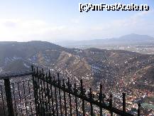 [P27] Brasovul vazut de sus si o parte din drumul care duce inspre Poiana Brasov. » foto by Ciolea
 - 
<span class="allrVoted glyphicon glyphicon-heart hidden" id="av51172"></span>
<a class="m-l-10 hidden" id="sv51172" onclick="voting_Foto_DelVot(,51172,4961)" role="button">șterge vot <span class="glyphicon glyphicon-remove"></span></a>
<a id="v951172" class=" c-red"  onclick="voting_Foto_SetVot(51172)" role="button"><span class="glyphicon glyphicon-heart-empty"></span> <b>LIKE</b> = Votează poza</a> <img class="hidden"  id="f51172W9" src="/imagini/loader.gif" border="0" /><span class="AjErrMes hidden" id="e51172ErM"></span>