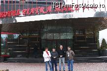 [P02] Intrarea în hotelul Piatra Mare, unde ar fi necesară şi o rampă » foto by Costi
 - 
<span class="allrVoted glyphicon glyphicon-heart hidden" id="av50383"></span>
<a class="m-l-10 hidden" id="sv50383" onclick="voting_Foto_DelVot(,50383,4961)" role="button">șterge vot <span class="glyphicon glyphicon-remove"></span></a>
<a id="v950383" class=" c-red"  onclick="voting_Foto_SetVot(50383)" role="button"><span class="glyphicon glyphicon-heart-empty"></span> <b>LIKE</b> = Votează poza</a> <img class="hidden"  id="f50383W9" src="/imagini/loader.gif" border="0" /><span class="AjErrMes hidden" id="e50383ErM"></span>