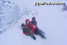 [P16] Ce conteaza ca sunt multe grade sub zero si bate vantul de te ia pe sus?! O joaca prin zapada tot este 'musai'... » foto by IUBONI
 - 
<span class="allrVoted glyphicon glyphicon-heart hidden" id="av92684"></span>
<a class="m-l-10 hidden" id="sv92684" onclick="voting_Foto_DelVot(,92684,4967)" role="button">șterge vot <span class="glyphicon glyphicon-remove"></span></a>
<a id="v992684" class=" c-red"  onclick="voting_Foto_SetVot(92684)" role="button"><span class="glyphicon glyphicon-heart-empty"></span> <b>LIKE</b> = Votează poza</a> <img class="hidden"  id="f92684W9" src="/imagini/loader.gif" border="0" /><span class="AjErrMes hidden" id="e92684ErM"></span>