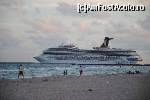 [P07] Plajă, soare, vas de croazieră de lux, ingrediente de bază pentru Miami și Miami Beach!  » foto by ionel64
 - 
<span class="allrVoted glyphicon glyphicon-heart hidden" id="av490364"></span>
<a class="m-l-10 hidden" id="sv490364" onclick="voting_Foto_DelVot(,490364,5053)" role="button">șterge vot <span class="glyphicon glyphicon-remove"></span></a>
<a id="v9490364" class=" c-red"  onclick="voting_Foto_SetVot(490364)" role="button"><span class="glyphicon glyphicon-heart-empty"></span> <b>LIKE</b> = Votează poza</a> <img class="hidden"  id="f490364W9" src="/imagini/loader.gif" border="0" /><span class="AjErrMes hidden" id="e490364ErM"></span>