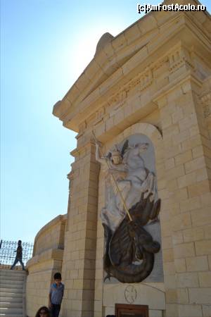 [P30] Sf. Ghoerghe ucigand balaurul. Biserica Sf. Gheorghe. Cairoul Coptic.  » foto by TraianS
 - 
<span class="allrVoted glyphicon glyphicon-heart hidden" id="av576715"></span>
<a class="m-l-10 hidden" id="sv576715" onclick="voting_Foto_DelVot(,576715,5067)" role="button">șterge vot <span class="glyphicon glyphicon-remove"></span></a>
<a id="v9576715" class=" c-red"  onclick="voting_Foto_SetVot(576715)" role="button"><span class="glyphicon glyphicon-heart-empty"></span> <b>LIKE</b> = Votează poza</a> <img class="hidden"  id="f576715W9" src="/imagini/loader.gif" border="0" /><span class="AjErrMes hidden" id="e576715ErM"></span>