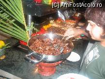 [P16] Mancare buna... mna mna... Sus arata in poze din ce carne era mancarea respectiva. » foto by Daniel35
 - 
<span class="allrVoted glyphicon glyphicon-heart hidden" id="av58624"></span>
<a class="m-l-10 hidden" id="sv58624" onclick="voting_Foto_DelVot(,58624,5086)" role="button">șterge vot <span class="glyphicon glyphicon-remove"></span></a>
<a id="v958624" class=" c-red"  onclick="voting_Foto_SetVot(58624)" role="button"><span class="glyphicon glyphicon-heart-empty"></span> <b>LIKE</b> = Votează poza</a> <img class="hidden"  id="f58624W9" src="/imagini/loader.gif" border="0" /><span class="AjErrMes hidden" id="e58624ErM"></span>