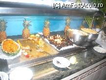 [P20] Si (o parte) din platourile cu prajituri... Sau ma rog cea mai ramas din ele... Era catre sfarsitul orelor de servire a mesei de seara... Si era o crema de zahar ars mooooammaaaa ce bbuuuuuna... » foto by Daniel35
 - 
<span class="allrVoted glyphicon glyphicon-heart hidden" id="av58628"></span>
<a class="m-l-10 hidden" id="sv58628" onclick="voting_Foto_DelVot(,58628,5086)" role="button">șterge vot <span class="glyphicon glyphicon-remove"></span></a>
<a id="v958628" class=" c-red"  onclick="voting_Foto_SetVot(58628)" role="button"><span class="glyphicon glyphicon-heart-empty"></span> <b>LIKE</b> = Votează poza</a> <img class="hidden"  id="f58628W9" src="/imagini/loader.gif" border="0" /><span class="AjErrMes hidden" id="e58628ErM"></span>