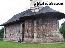 [P05] Manastirea Sucevita - vedere de ansamblu » foto by mirelutza
 - 
<span class="allrVoted glyphicon glyphicon-heart hidden" id="av89071"></span>
<a class="m-l-10 hidden" id="sv89071" onclick="voting_Foto_DelVot(,89071,5114)" role="button">șterge vot <span class="glyphicon glyphicon-remove"></span></a>
<a id="v989071" class=" c-red"  onclick="voting_Foto_SetVot(89071)" role="button"><span class="glyphicon glyphicon-heart-empty"></span> <b>LIKE</b> = Votează poza</a> <img class="hidden"  id="f89071W9" src="/imagini/loader.gif" border="0" /><span class="AjErrMes hidden" id="e89071ErM"></span>