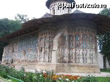 [P06] Manastirea Moldovita - vedere de ansamblu » foto by mirelutza
 - 
<span class="allrVoted glyphicon glyphicon-heart hidden" id="av89072"></span>
<a class="m-l-10 hidden" id="sv89072" onclick="voting_Foto_DelVot(,89072,5114)" role="button">șterge vot <span class="glyphicon glyphicon-remove"></span></a>
<a id="v989072" class=" c-red"  onclick="voting_Foto_SetVot(89072)" role="button"><span class="glyphicon glyphicon-heart-empty"></span> <b>LIKE</b> = Votează poza</a> <img class="hidden"  id="f89072W9" src="/imagini/loader.gif" border="0" /><span class="AjErrMes hidden" id="e89072ErM"></span>