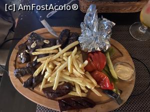 [P16] Pizzeria Breaza - platoul ţărănesc » foto by nicole33
 - 
<span class="allrVoted glyphicon glyphicon-heart hidden" id="av1264089"></span>
<a class="m-l-10 hidden" id="sv1264089" onclick="voting_Foto_DelVot(,1264089,5127)" role="button">șterge vot <span class="glyphicon glyphicon-remove"></span></a>
<a id="v91264089" class=" c-red"  onclick="voting_Foto_SetVot(1264089)" role="button"><span class="glyphicon glyphicon-heart-empty"></span> <b>LIKE</b> = Votează poza</a> <img class="hidden"  id="f1264089W9" src="/imagini/loader.gif" border="0" /><span class="AjErrMes hidden" id="e1264089ErM"></span>