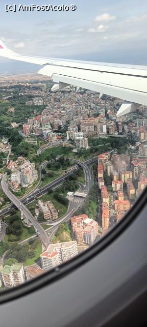 [P01] Aterizăm la Napoli. » foto by tata123 🔱
 - 
<span class="allrVoted glyphicon glyphicon-heart hidden" id="av1536519"></span>
<a class="m-l-10 hidden" id="sv1536519" onclick="voting_Foto_DelVot(,1536519,5128)" role="button">șterge vot <span class="glyphicon glyphicon-remove"></span></a>
<a id="v91536519" class=" c-red"  onclick="voting_Foto_SetVot(1536519)" role="button"><span class="glyphicon glyphicon-heart-empty"></span> <b>LIKE</b> = Votează poza</a> <img class="hidden"  id="f1536519W9" src="/imagini/loader.gif" border="0" /><span class="AjErrMes hidden" id="e1536519ErM"></span>