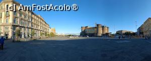 [P20] Castelul Nuovo și piața Municipio. » foto by tata123 🔱
 - 
<span class="allrVoted glyphicon glyphicon-heart hidden" id="av1536538"></span>
<a class="m-l-10 hidden" id="sv1536538" onclick="voting_Foto_DelVot(,1536538,5128)" role="button">șterge vot <span class="glyphicon glyphicon-remove"></span></a>
<a id="v91536538" class=" c-red"  onclick="voting_Foto_SetVot(1536538)" role="button"><span class="glyphicon glyphicon-heart-empty"></span> <b>LIKE</b> = Votează poza</a> <img class="hidden"  id="f1536538W9" src="/imagini/loader.gif" border="0" /><span class="AjErrMes hidden" id="e1536538ErM"></span>