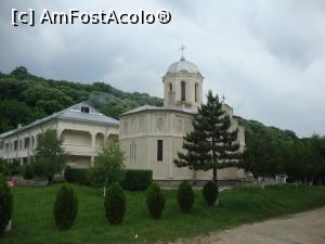 [P03] Pentru început, vom vizita biserica mică a lăcaşului de cult.  » foto by Floryn81
 - 
<span class="allrVoted glyphicon glyphicon-heart hidden" id="av867007"></span>
<a class="m-l-10 hidden" id="sv867007" onclick="voting_Foto_DelVot(,867007,5136)" role="button">șterge vot <span class="glyphicon glyphicon-remove"></span></a>
<a id="v9867007" class=" c-red"  onclick="voting_Foto_SetVot(867007)" role="button"><span class="glyphicon glyphicon-heart-empty"></span> <b>LIKE</b> = Votează poza</a> <img class="hidden"  id="f867007W9" src="/imagini/loader.gif" border="0" /><span class="AjErrMes hidden" id="e867007ErM"></span>