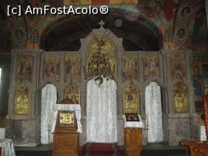 [P05] Catapeteasma bisericii mici a mănăstirii. » foto by Floryn81
 - 
<span class="allrVoted glyphicon glyphicon-heart hidden" id="av867009"></span>
<a class="m-l-10 hidden" id="sv867009" onclick="voting_Foto_DelVot(,867009,5136)" role="button">șterge vot <span class="glyphicon glyphicon-remove"></span></a>
<a id="v9867009" class=" c-red"  onclick="voting_Foto_SetVot(867009)" role="button"><span class="glyphicon glyphicon-heart-empty"></span> <b>LIKE</b> = Votează poza</a> <img class="hidden"  id="f867009W9" src="/imagini/loader.gif" border="0" /><span class="AjErrMes hidden" id="e867009ErM"></span>