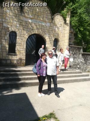 [P04] La intrarea în Peștera Sfântului Apostol Andrei » foto by lenti
 - 
<span class="allrVoted glyphicon glyphicon-heart hidden" id="av965294"></span>
<a class="m-l-10 hidden" id="sv965294" onclick="voting_Foto_DelVot(,965294,5136)" role="button">șterge vot <span class="glyphicon glyphicon-remove"></span></a>
<a id="v9965294" class=" c-red"  onclick="voting_Foto_SetVot(965294)" role="button"><span class="glyphicon glyphicon-heart-empty"></span> <b>LIKE</b> = Votează poza</a> <img class="hidden"  id="f965294W9" src="/imagini/loader.gif" border="0" /><span class="AjErrMes hidden" id="e965294ErM"></span>