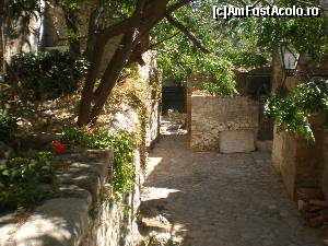 [P40] Monemvasia » foto by dana2104
 - 
<span class="allrVoted glyphicon glyphicon-heart hidden" id="av557288"></span>
<a class="m-l-10 hidden" id="sv557288" onclick="voting_Foto_DelVot(,557288,5137)" role="button">șterge vot <span class="glyphicon glyphicon-remove"></span></a>
<a id="v9557288" class=" c-red"  onclick="voting_Foto_SetVot(557288)" role="button"><span class="glyphicon glyphicon-heart-empty"></span> <b>LIKE</b> = Votează poza</a> <img class="hidden"  id="f557288W9" src="/imagini/loader.gif" border="0" /><span class="AjErrMes hidden" id="e557288ErM"></span>