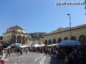 [P68] Piata Monastiraki » foto by dana2104
 - 
<span class="allrVoted glyphicon glyphicon-heart hidden" id="av642434"></span>
<a class="m-l-10 hidden" id="sv642434" onclick="voting_Foto_DelVot(,642434,5137)" role="button">șterge vot <span class="glyphicon glyphicon-remove"></span></a>
<a id="v9642434" class=" c-red"  onclick="voting_Foto_SetVot(642434)" role="button"><span class="glyphicon glyphicon-heart-empty"></span> <b>LIKE</b> = Votează poza</a> <img class="hidden"  id="f642434W9" src="/imagini/loader.gif" border="0" /><span class="AjErrMes hidden" id="e642434ErM"></span>