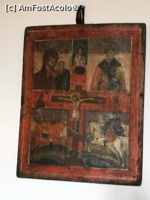 [P26] Icoană veche » foto by crismis
 - 
<span class="allrVoted glyphicon glyphicon-heart hidden" id="av972792"></span>
<a class="m-l-10 hidden" id="sv972792" onclick="voting_Foto_DelVot(,972792,5176)" role="button">șterge vot <span class="glyphicon glyphicon-remove"></span></a>
<a id="v9972792" class=" c-red"  onclick="voting_Foto_SetVot(972792)" role="button"><span class="glyphicon glyphicon-heart-empty"></span> <b>LIKE</b> = Votează poza</a> <img class="hidden"  id="f972792W9" src="/imagini/loader.gif" border="0" /><span class="AjErrMes hidden" id="e972792ErM"></span>