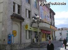 [P24] Ceea ce odata era magazinul universal al orasului » foto by pepsi70ro
 - 
<span class="allrVoted glyphicon glyphicon-heart hidden" id="av153630"></span>
<a class="m-l-10 hidden" id="sv153630" onclick="voting_Foto_DelVot(,153630,5176)" role="button">șterge vot <span class="glyphicon glyphicon-remove"></span></a>
<a id="v9153630" class=" c-red"  onclick="voting_Foto_SetVot(153630)" role="button"><span class="glyphicon glyphicon-heart-empty"></span> <b>LIKE</b> = Votează poza</a> <img class="hidden"  id="f153630W9" src="/imagini/loader.gif" border="0" /><span class="AjErrMes hidden" id="e153630ErM"></span>