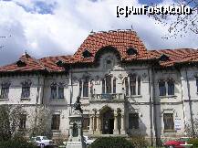 [P37] Casa de cultura si biblioteca orasului » foto by pepsi70ro
 - 
<span class="allrVoted glyphicon glyphicon-heart hidden" id="av153643"></span>
<a class="m-l-10 hidden" id="sv153643" onclick="voting_Foto_DelVot(,153643,5176)" role="button">șterge vot <span class="glyphicon glyphicon-remove"></span></a>
<a id="v9153643" class=" c-red"  onclick="voting_Foto_SetVot(153643)" role="button"><span class="glyphicon glyphicon-heart-empty"></span> <b>LIKE</b> = Votează poza</a> <img class="hidden"  id="f153643W9" src="/imagini/loader.gif" border="0" /><span class="AjErrMes hidden" id="e153643ErM"></span>