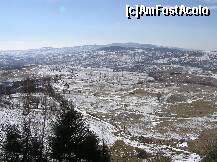 [P08] Peisaj vazut de la Mausoleul Mateias » foto by pepsi70ro
 - 
<span class="allrVoted glyphicon glyphicon-heart hidden" id="av153614"></span>
<a class="m-l-10 hidden" id="sv153614" onclick="voting_Foto_DelVot(,153614,5176)" role="button">șterge vot <span class="glyphicon glyphicon-remove"></span></a>
<a id="v9153614" class=" c-red"  onclick="voting_Foto_SetVot(153614)" role="button"><span class="glyphicon glyphicon-heart-empty"></span> <b>LIKE</b> = Votează poza</a> <img class="hidden"  id="f153614W9" src="/imagini/loader.gif" border="0" /><span class="AjErrMes hidden" id="e153614ErM"></span>