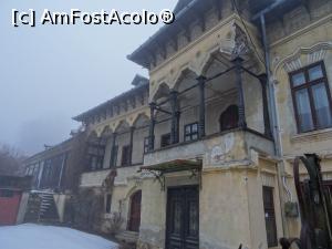 [P04] Vila Nae Manolescu - Câmpulung Muscel.  » foto by tata123 🔱
 - 
<span class="allrVoted glyphicon glyphicon-heart hidden" id="av1055496"></span>
<a class="m-l-10 hidden" id="sv1055496" onclick="voting_Foto_DelVot(,1055496,5176)" role="button">șterge vot <span class="glyphicon glyphicon-remove"></span></a>
<a id="v91055496" class=" c-red"  onclick="voting_Foto_SetVot(1055496)" role="button"><span class="glyphicon glyphicon-heart-empty"></span> <b>LIKE</b> = Votează poza</a> <img class="hidden"  id="f1055496W9" src="/imagini/loader.gif" border="0" /><span class="AjErrMes hidden" id="e1055496ErM"></span>