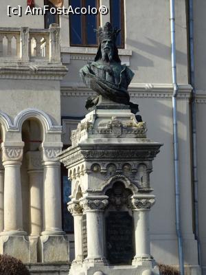 [P04] Statuia lui Negru Vodă - Câmpulung Muscel.  » foto by tata123 🔱
 - 
<span class="allrVoted glyphicon glyphicon-heart hidden" id="av1142269"></span>
<a class="m-l-10 hidden" id="sv1142269" onclick="voting_Foto_DelVot(,1142269,5176)" role="button">șterge vot <span class="glyphicon glyphicon-remove"></span></a>
<a id="v91142269" class=" c-red"  onclick="voting_Foto_SetVot(1142269)" role="button"><span class="glyphicon glyphicon-heart-empty"></span> <b>LIKE</b> = Votează poza</a> <img class="hidden"  id="f1142269W9" src="/imagini/loader.gif" border="0" /><span class="AjErrMes hidden" id="e1142269ErM"></span>