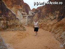 [P09] eu in canyon se vad culorile direrite ale nisipului » foto by grecudoina
 - 
<span class="allrVoted glyphicon glyphicon-heart hidden" id="av292145"></span>
<a class="m-l-10 hidden" id="sv292145" onclick="voting_Foto_DelVot(,292145,5180)" role="button">șterge vot <span class="glyphicon glyphicon-remove"></span></a>
<a id="v9292145" class=" c-red"  onclick="voting_Foto_SetVot(292145)" role="button"><span class="glyphicon glyphicon-heart-empty"></span> <b>LIKE</b> = Votează poza</a> <img class="hidden"  id="f292145W9" src="/imagini/loader.gif" border="0" /><span class="AjErrMes hidden" id="e292145ErM"></span>