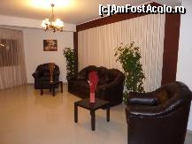 [P19] intrarea din hotelul nou. » foto by adri-nico
 - 
<span class="allrVoted glyphicon glyphicon-heart hidden" id="av313661"></span>
<a class="m-l-10 hidden" id="sv313661" onclick="voting_Foto_DelVot(,313661,5210)" role="button">șterge vot <span class="glyphicon glyphicon-remove"></span></a>
<a id="v9313661" class=" c-red"  onclick="voting_Foto_SetVot(313661)" role="button"><span class="glyphicon glyphicon-heart-empty"></span> <b>LIKE</b> = Votează poza</a> <img class="hidden"  id="f313661W9" src="/imagini/loader.gif" border="0" /><span class="AjErrMes hidden" id="e313661ErM"></span>