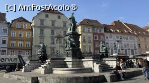 [P44] Hauptplatz Și Fântâna Arhiducelui Johann » foto by Mika
 - 
<span class="allrVoted glyphicon glyphicon-heart hidden" id="av1520679"></span>
<a class="m-l-10 hidden" id="sv1520679" onclick="voting_Foto_DelVot(,1520679,5228)" role="button">șterge vot <span class="glyphicon glyphicon-remove"></span></a>
<a id="v91520679" class=" c-red"  onclick="voting_Foto_SetVot(1520679)" role="button"><span class="glyphicon glyphicon-heart-empty"></span> <b>LIKE</b> = Votează poza</a> <img class="hidden"  id="f1520679W9" src="/imagini/loader.gif" border="0" /><span class="AjErrMes hidden" id="e1520679ErM"></span>