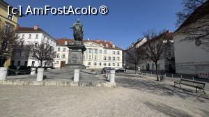 [P52] Piața Libertății » foto by Mika
 - 
<span class="allrVoted glyphicon glyphicon-heart hidden" id="av1520687"></span>
<a class="m-l-10 hidden" id="sv1520687" onclick="voting_Foto_DelVot(,1520687,5228)" role="button">șterge vot <span class="glyphicon glyphicon-remove"></span></a>
<a id="v91520687" class=" c-red"  onclick="voting_Foto_SetVot(1520687)" role="button"><span class="glyphicon glyphicon-heart-empty"></span> <b>LIKE</b> = Votează poza</a> <img class="hidden"  id="f1520687W9" src="/imagini/loader.gif" border="0" /><span class="AjErrMes hidden" id="e1520687ErM"></span>