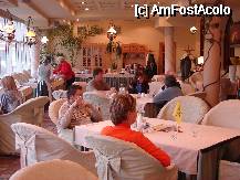[P15] Una din incaperile in care se putea servii micul dejun . » foto by must-see*
 - 
<span class="allrVoted glyphicon glyphicon-heart hidden" id="av59052"></span>
<a class="m-l-10 hidden" id="sv59052" onclick="voting_Foto_DelVot(,59052,5250)" role="button">șterge vot <span class="glyphicon glyphicon-remove"></span></a>
<a id="v959052" class=" c-red"  onclick="voting_Foto_SetVot(59052)" role="button"><span class="glyphicon glyphicon-heart-empty"></span> <b>LIKE</b> = Votează poza</a> <img class="hidden"  id="f59052W9" src="/imagini/loader.gif" border="0" /><span class="AjErrMes hidden" id="e59052ErM"></span>