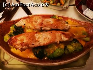 [P11] Porția lui Tati » foto by crismis
 - 
<span class="allrVoted glyphicon glyphicon-heart hidden" id="av1222768"></span>
<a class="m-l-10 hidden" id="sv1222768" onclick="voting_Foto_DelVot(,1222768,5266)" role="button">șterge vot <span class="glyphicon glyphicon-remove"></span></a>
<a id="v91222768" class=" c-red"  onclick="voting_Foto_SetVot(1222768)" role="button"><span class="glyphicon glyphicon-heart-empty"></span> <b>LIKE</b> = Votează poza</a> <img class="hidden"  id="f1222768W9" src="/imagini/loader.gif" border="0" /><span class="AjErrMes hidden" id="e1222768ErM"></span>