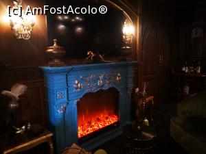 [P04] 1925 Bar Englezesc; șemineul » foto by crismis
 - 
<span class="allrVoted glyphicon glyphicon-heart hidden" id="av1222761"></span>
<a class="m-l-10 hidden" id="sv1222761" onclick="voting_Foto_DelVot(,1222761,5266)" role="button">șterge vot <span class="glyphicon glyphicon-remove"></span></a>
<a id="v91222761" class=" c-red"  onclick="voting_Foto_SetVot(1222761)" role="button"><span class="glyphicon glyphicon-heart-empty"></span> <b>LIKE</b> = Votează poza</a> <img class="hidden"  id="f1222761W9" src="/imagini/loader.gif" border="0" /><span class="AjErrMes hidden" id="e1222761ErM"></span>
