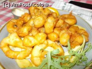 [P11] Midii și calamari pane, porția Andei » foto by Zoazore
 - 
<span class="allrVoted glyphicon glyphicon-heart hidden" id="av1381839"></span>
<a class="m-l-10 hidden" id="sv1381839" onclick="voting_Foto_DelVot(,1381839,5266)" role="button">șterge vot <span class="glyphicon glyphicon-remove"></span></a>
<a id="v91381839" class=" c-red"  onclick="voting_Foto_SetVot(1381839)" role="button"><span class="glyphicon glyphicon-heart-empty"></span> <b>LIKE</b> = Votează poza</a> <img class="hidden"  id="f1381839W9" src="/imagini/loader.gif" border="0" /><span class="AjErrMes hidden" id="e1381839ErM"></span>