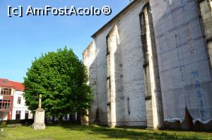 [P32] Biserica catolica-fatada in renovare » foto by AZE
 - 
<span class="allrVoted glyphicon glyphicon-heart hidden" id="av969171"></span>
<a class="m-l-10 hidden" id="sv969171" onclick="voting_Foto_DelVot(,969171,5279)" role="button">șterge vot <span class="glyphicon glyphicon-remove"></span></a>
<a id="v9969171" class=" c-red"  onclick="voting_Foto_SetVot(969171)" role="button"><span class="glyphicon glyphicon-heart-empty"></span> <b>LIKE</b> = Votează poza</a> <img class="hidden"  id="f969171W9" src="/imagini/loader.gif" border="0" /><span class="AjErrMes hidden" id="e969171ErM"></span>