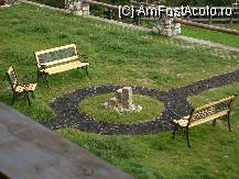 [P09] Padina Ursului - decorul din gradina  era luminat noaptea » foto by Diaura*
 - 
<span class="allrVoted glyphicon glyphicon-heart hidden" id="av60713"></span>
<a class="m-l-10 hidden" id="sv60713" onclick="voting_Foto_DelVot(,60713,5309)" role="button">șterge vot <span class="glyphicon glyphicon-remove"></span></a>
<a id="v960713" class=" c-red"  onclick="voting_Foto_SetVot(60713)" role="button"><span class="glyphicon glyphicon-heart-empty"></span> <b>LIKE</b> = Votează poza</a> <img class="hidden"  id="f60713W9" src="/imagini/loader.gif" border="0" /><span class="AjErrMes hidden" id="e60713ErM"></span>