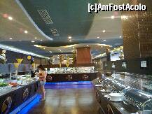 [P17] prin restaurantul principal la masa de seară » foto by nicole33
 - 
<span class="allrVoted glyphicon glyphicon-heart hidden" id="av236282"></span>
<a class="m-l-10 hidden" id="sv236282" onclick="voting_Foto_DelVot(,236282,5324)" role="button">șterge vot <span class="glyphicon glyphicon-remove"></span></a>
<a id="v9236282" class=" c-red"  onclick="voting_Foto_SetVot(236282)" role="button"><span class="glyphicon glyphicon-heart-empty"></span> <b>LIKE</b> = Votează poza</a> <img class="hidden"  id="f236282W9" src="/imagini/loader.gif" border="0" /><span class="AjErrMes hidden" id="e236282ErM"></span>
