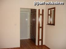 [P06] intrarea in camera - poze de pe site-ul de prezentare » foto by ghecamelia
 - 
<span class="allrVoted glyphicon glyphicon-heart hidden" id="av62386"></span>
<a class="m-l-10 hidden" id="sv62386" onclick="voting_Foto_DelVot(,62386,5377)" role="button">șterge vot <span class="glyphicon glyphicon-remove"></span></a>
<a id="v962386" class=" c-red"  onclick="voting_Foto_SetVot(62386)" role="button"><span class="glyphicon glyphicon-heart-empty"></span> <b>LIKE</b> = Votează poza</a> <img class="hidden"  id="f62386W9" src="/imagini/loader.gif" border="0" /><span class="AjErrMes hidden" id="e62386ErM"></span>