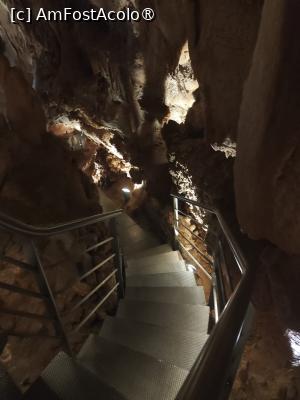 [P31] Pestera Petralona » foto by ilee
 - 
<span class="allrVoted glyphicon glyphicon-heart hidden" id="av1499376"></span>
<a class="m-l-10 hidden" id="sv1499376" onclick="voting_Foto_DelVot(,1499376,5388)" role="button">șterge vot <span class="glyphicon glyphicon-remove"></span></a>
<a id="v91499376" class=" c-red"  onclick="voting_Foto_SetVot(1499376)" role="button"><span class="glyphicon glyphicon-heart-empty"></span> <b>LIKE</b> = Votează poza</a> <img class="hidden"  id="f1499376W9" src="/imagini/loader.gif" border="0" /><span class="AjErrMes hidden" id="e1499376ErM"></span>