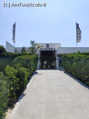 [P33] Sahara beach-intrare in resort » foto by ilee
 - 
<span class="allrVoted glyphicon glyphicon-heart hidden" id="av1500897"></span>
<a class="m-l-10 hidden" id="sv1500897" onclick="voting_Foto_DelVot(,1500897,5388)" role="button">șterge vot <span class="glyphicon glyphicon-remove"></span></a>
<a id="v91500897" class=" c-red"  onclick="voting_Foto_SetVot(1500897)" role="button"><span class="glyphicon glyphicon-heart-empty"></span> <b>LIKE</b> = Votează poza</a> <img class="hidden"  id="f1500897W9" src="/imagini/loader.gif" border="0" /><span class="AjErrMes hidden" id="e1500897ErM"></span>