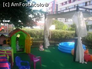 [P05] Locul de joacă pentru copii mici » foto by cris1982
 - 
<span class="allrVoted glyphicon glyphicon-heart hidden" id="av998842"></span>
<a class="m-l-10 hidden" id="sv998842" onclick="voting_Foto_DelVot(,998842,5399)" role="button">șterge vot <span class="glyphicon glyphicon-remove"></span></a>
<a id="v9998842" class=" c-red"  onclick="voting_Foto_SetVot(998842)" role="button"><span class="glyphicon glyphicon-heart-empty"></span> <b>LIKE</b> = Votează poza</a> <img class="hidden"  id="f998842W9" src="/imagini/loader.gif" border="0" /><span class="AjErrMes hidden" id="e998842ErM"></span>