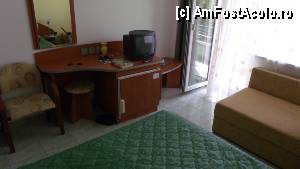 [P02] Dorna Hotel - camera » foto by Dragoș_MD
 - 
<span class="allrVoted glyphicon glyphicon-heart hidden" id="av369037"></span>
<a class="m-l-10 hidden" id="sv369037" onclick="voting_Foto_DelVot(,369037,5399)" role="button">șterge vot <span class="glyphicon glyphicon-remove"></span></a>
<a id="v9369037" class=" c-red"  onclick="voting_Foto_SetVot(369037)" role="button"><span class="glyphicon glyphicon-heart-empty"></span> <b>LIKE</b> = Votează poza</a> <img class="hidden"  id="f369037W9" src="/imagini/loader.gif" border="0" /><span class="AjErrMes hidden" id="e369037ErM"></span>