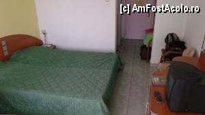 [P04] Dorna Hotel - camera » foto by Dragoș_MD
 - 
<span class="allrVoted glyphicon glyphicon-heart hidden" id="av369039"></span>
<a class="m-l-10 hidden" id="sv369039" onclick="voting_Foto_DelVot(,369039,5399)" role="button">șterge vot <span class="glyphicon glyphicon-remove"></span></a>
<a id="v9369039" class=" c-red"  onclick="voting_Foto_SetVot(369039)" role="button"><span class="glyphicon glyphicon-heart-empty"></span> <b>LIKE</b> = Votează poza</a> <img class="hidden"  id="f369039W9" src="/imagini/loader.gif" border="0" /><span class="AjErrMes hidden" id="e369039ErM"></span>