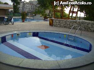 [P11] Hotel Dorna, Mamaia - Piscina pentru cei mici » foto by krondia*
 - 
<span class="allrVoted glyphicon glyphicon-heart hidden" id="av369956"></span>
<a class="m-l-10 hidden" id="sv369956" onclick="voting_Foto_DelVot(,369956,5399)" role="button">șterge vot <span class="glyphicon glyphicon-remove"></span></a>
<a id="v9369956" class=" c-red"  onclick="voting_Foto_SetVot(369956)" role="button"><span class="glyphicon glyphicon-heart-empty"></span> <b>LIKE</b> = Votează poza</a> <img class="hidden"  id="f369956W9" src="/imagini/loader.gif" border="0" /><span class="AjErrMes hidden" id="e369956ErM"></span>