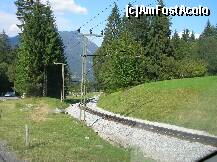 [P03] Şoseaua însoţeşte linia ferată cu cremalieră (zona Grainau). » foto by doina_c24
 - 
<span class="allrVoted glyphicon glyphicon-heart hidden" id="av283619"></span>
<a class="m-l-10 hidden" id="sv283619" onclick="voting_Foto_DelVot(,283619,5408)" role="button">șterge vot <span class="glyphicon glyphicon-remove"></span></a>
<a id="v9283619" class=" c-red"  onclick="voting_Foto_SetVot(283619)" role="button"><span class="glyphicon glyphicon-heart-empty"></span> <b>LIKE</b> = Votează poza</a> <img class="hidden"  id="f283619W9" src="/imagini/loader.gif" border="0" /><span class="AjErrMes hidden" id="e283619ErM"></span>