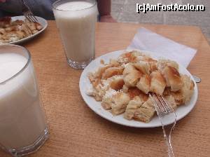 [P42] Placinta cu ayran » foto by Aurici
 - 
<span class="allrVoted glyphicon glyphicon-heart hidden" id="av616068"></span>
<a class="m-l-10 hidden" id="sv616068" onclick="voting_Foto_DelVot(,616068,5501)" role="button">șterge vot <span class="glyphicon glyphicon-remove"></span></a>
<a id="v9616068" class=" c-red"  onclick="voting_Foto_SetVot(616068)" role="button"><span class="glyphicon glyphicon-heart-empty"></span> <b>LIKE</b> = Votează poza</a> <img class="hidden"  id="f616068W9" src="/imagini/loader.gif" border="0" /><span class="AjErrMes hidden" id="e616068ErM"></span>